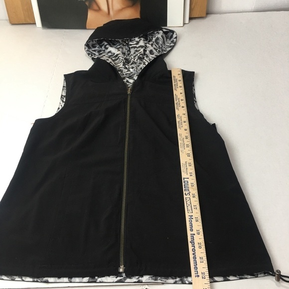 Zenergy by Chico’s - Picture 4 of 8